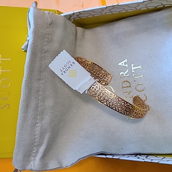 Kendra scott uma cuff bracelet rose gold - Picture 3 of 6